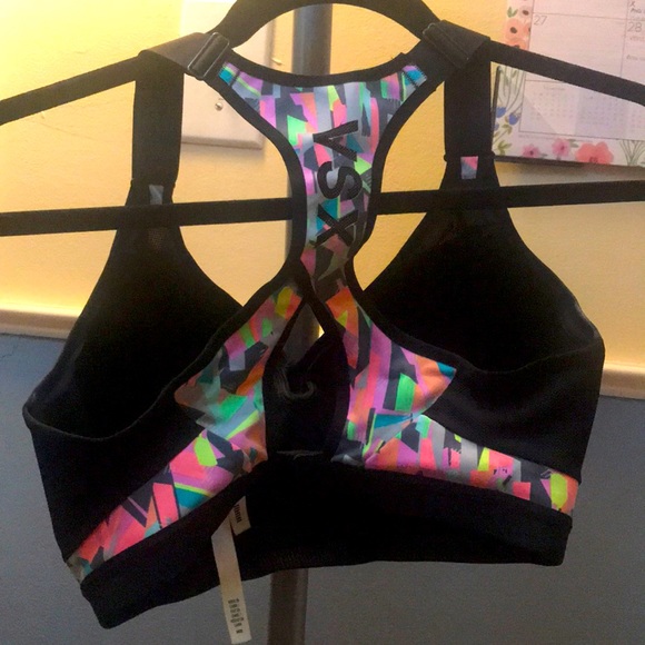 Victoria’s Secret Sports Bra - Picture 2 of 3